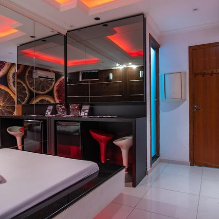 Motel Fantasy 2 (Adults Only) Contagem Zewnętrze zdjęcie