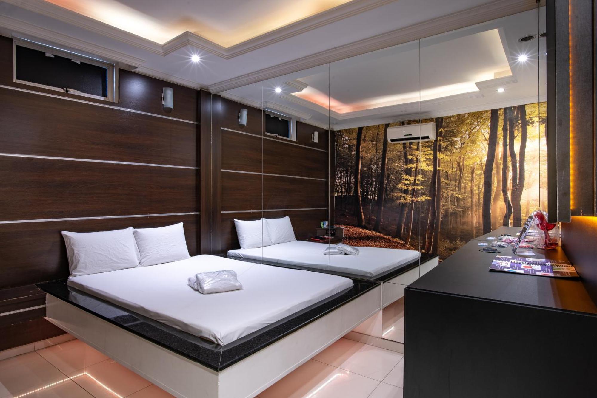 Motel Fantasy 2 (Adults Only) Contagem Zewnętrze zdjęcie