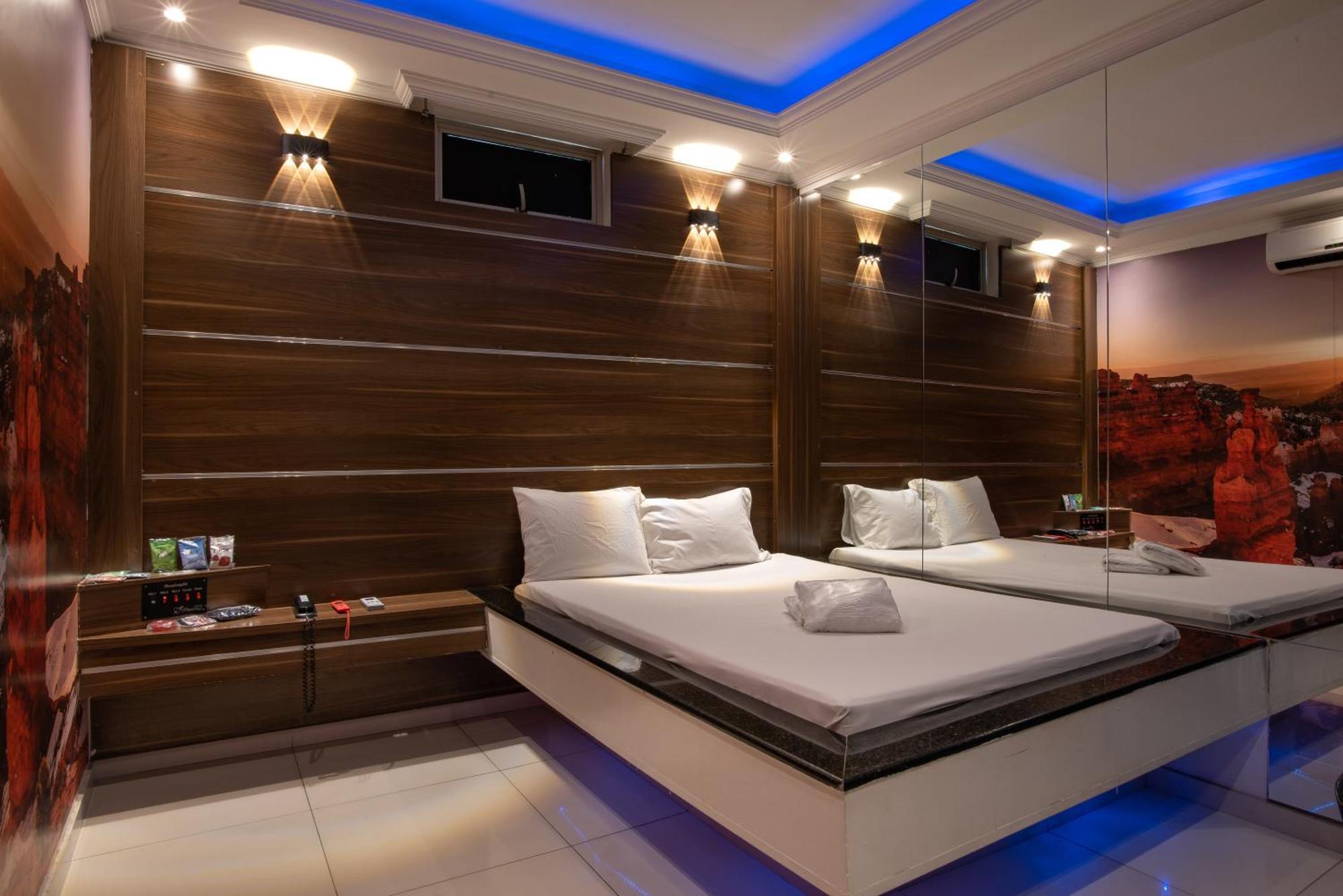 Motel Fantasy 2 (Adults Only) Contagem Zewnętrze zdjęcie