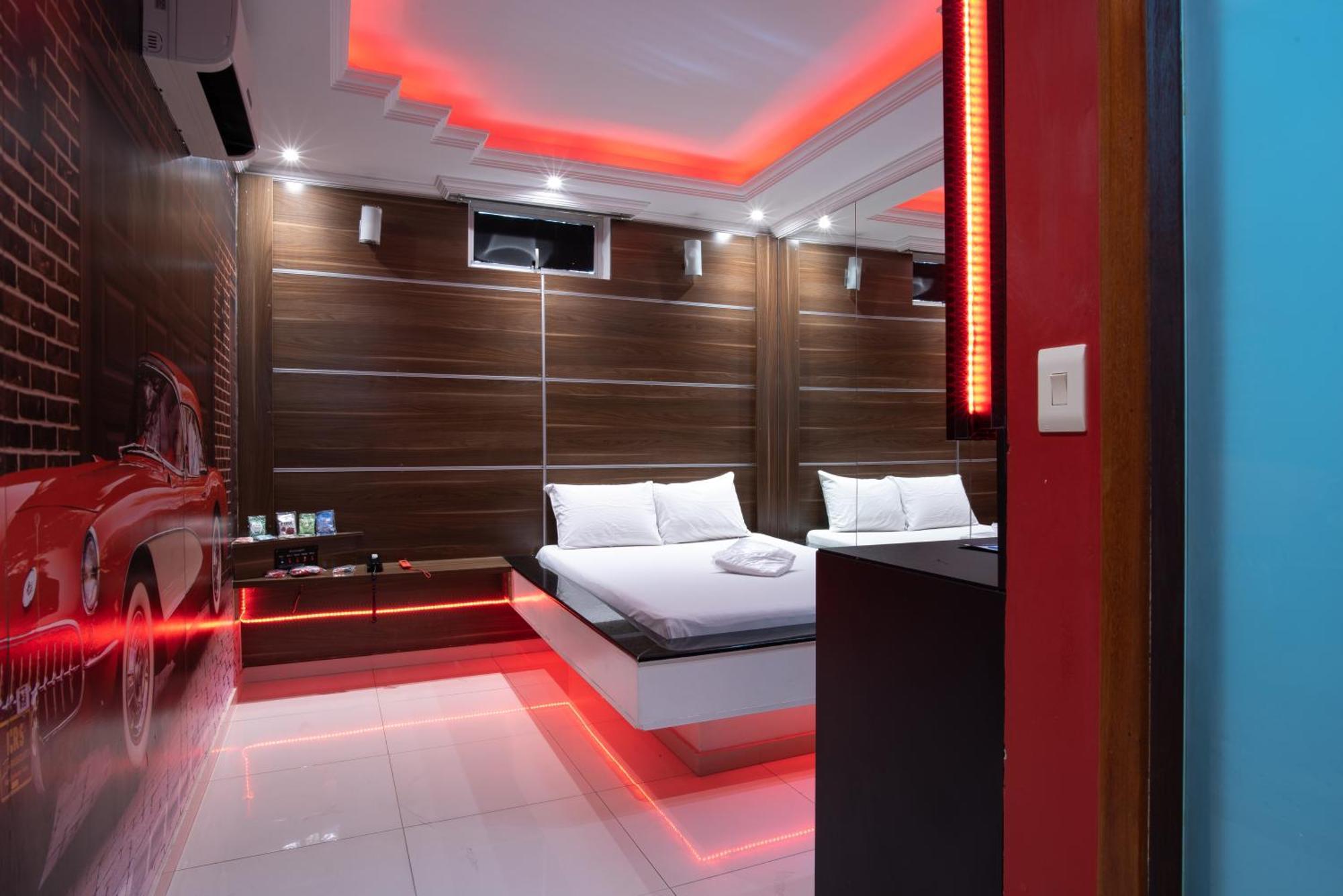 Motel Fantasy 2 (Adults Only) Contagem Zewnętrze zdjęcie