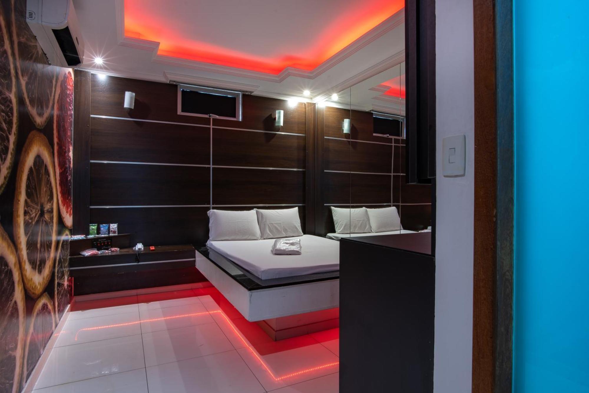 Motel Fantasy 2 (Adults Only) Contagem Zewnętrze zdjęcie