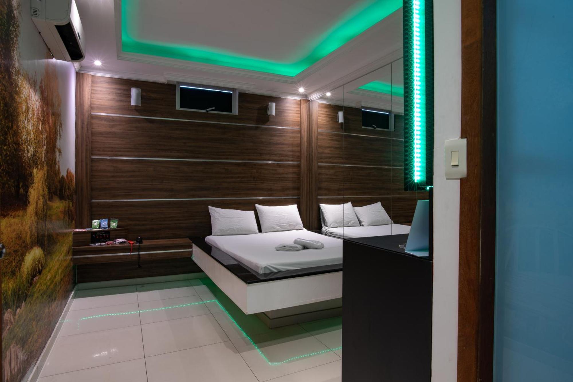 Motel Fantasy 2 (Adults Only) Contagem Zewnętrze zdjęcie