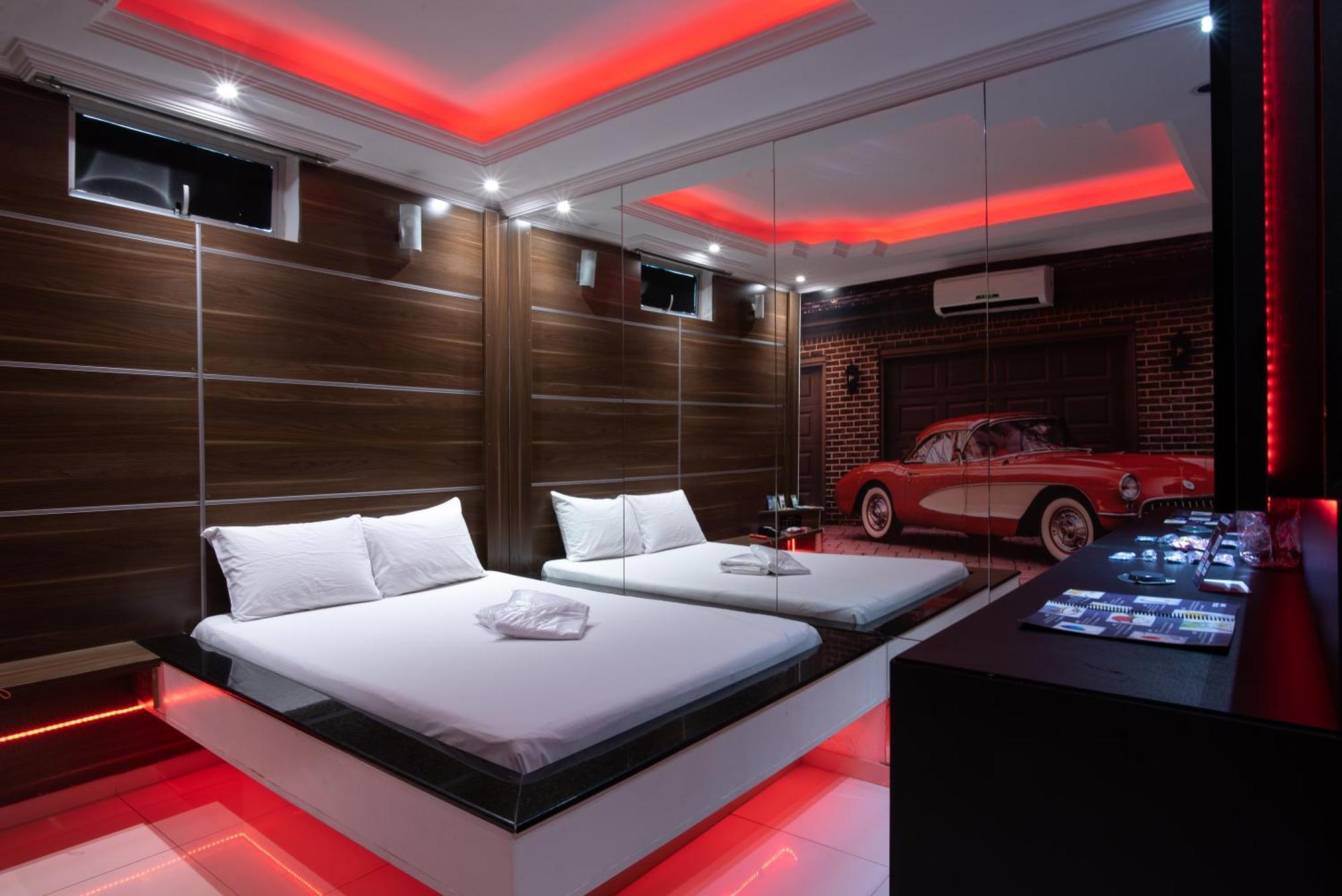 Motel Fantasy 2 (Adults Only) Contagem Zewnętrze zdjęcie