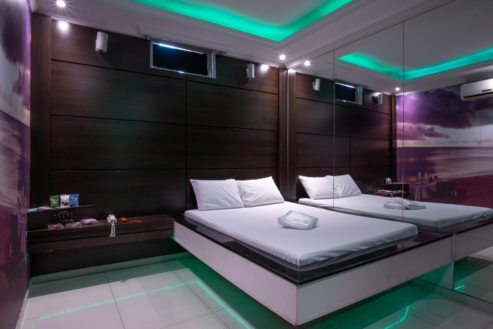 Motel Fantasy 2 (Adults Only) Contagem Zewnętrze zdjęcie