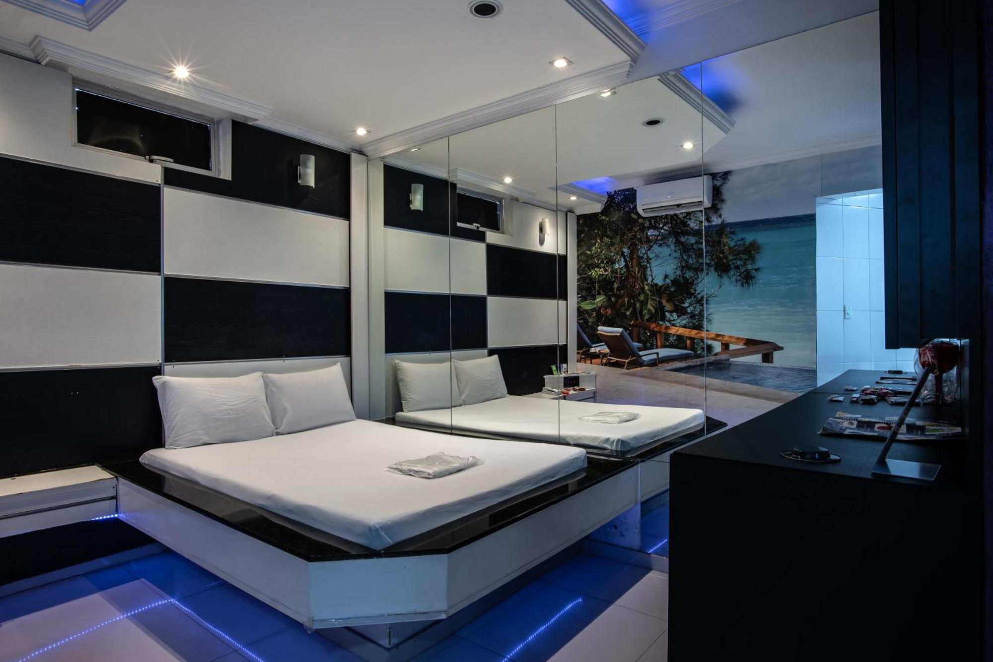 Motel Fantasy 2 (Adults Only) Contagem Zewnętrze zdjęcie